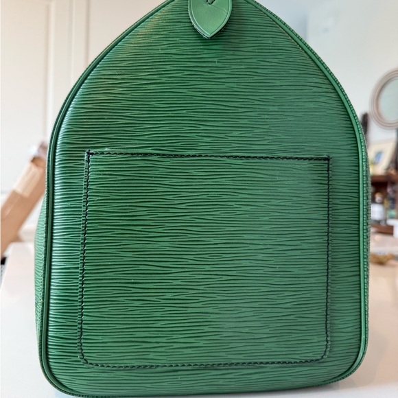 Louis Vuitton Epi Leather Keepall 45 in Borneo Green - Picture 4 of 9